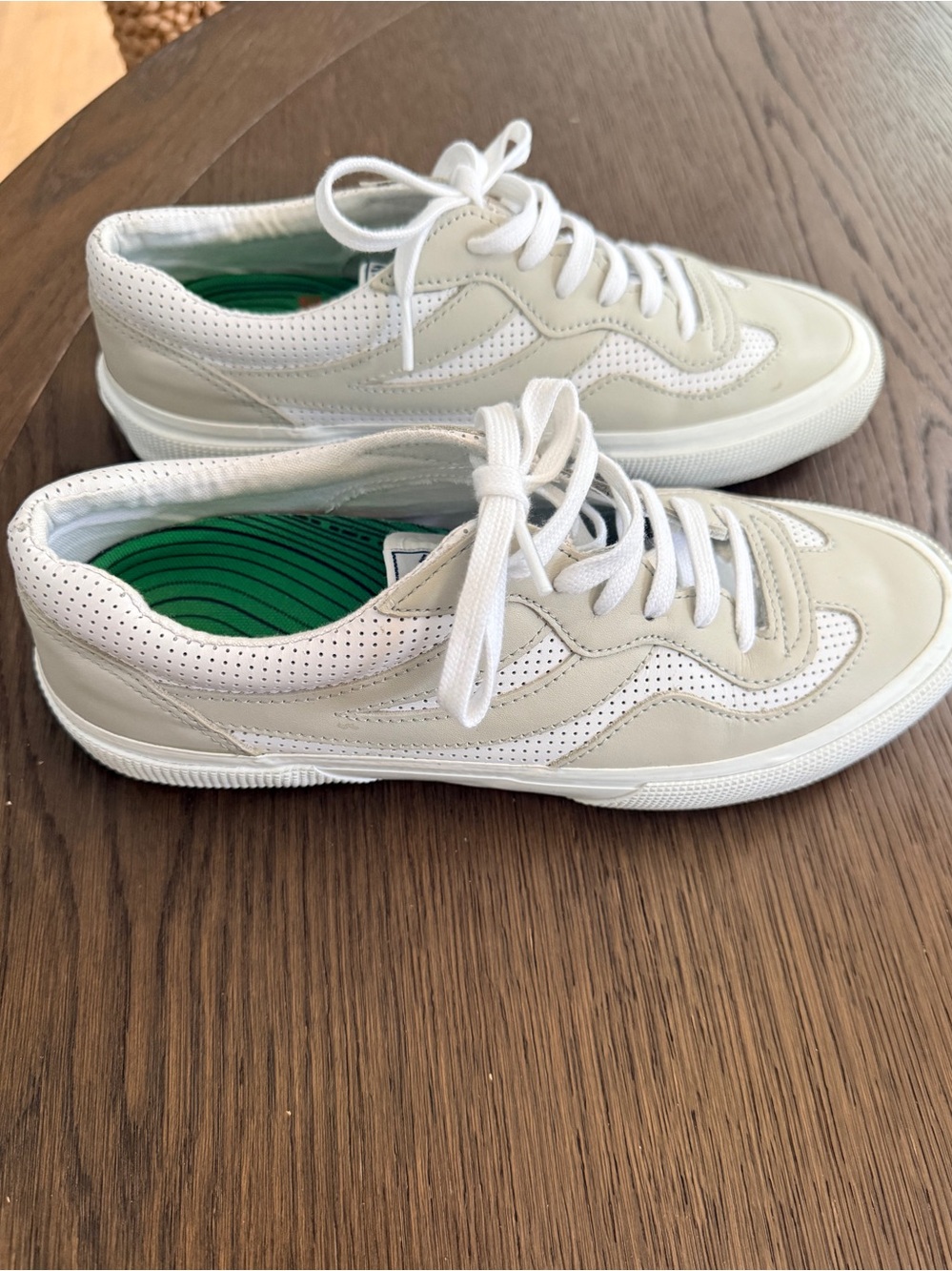 Superga 2941 Revolley Sneaker white & taupe Women’s Size 10